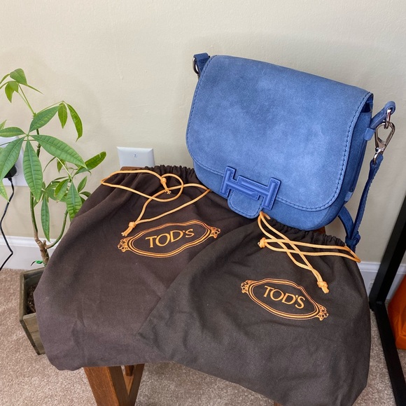 Tod's Handbags - ❣️EUC TOD’S Double T suede/leather Bag